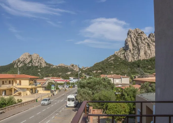 Piccola Petra Sarda San Pantaleo